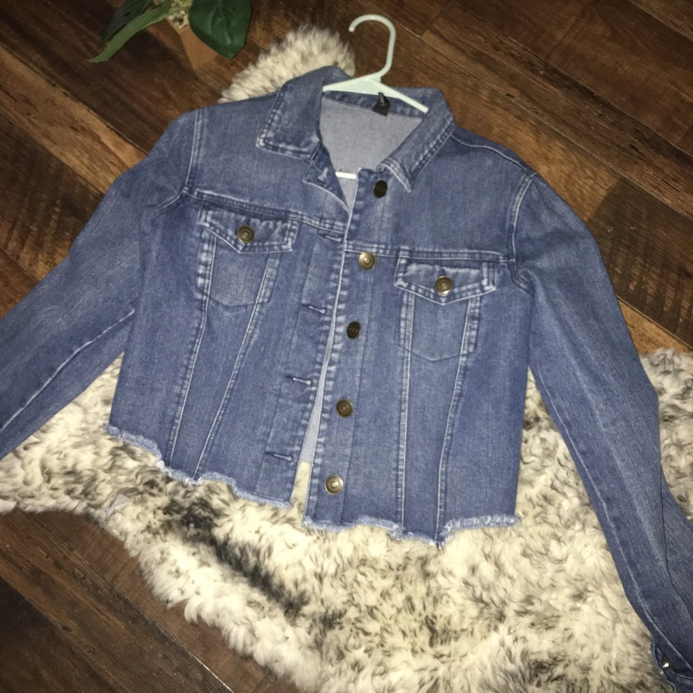 Windsor crop Jean jacket size small